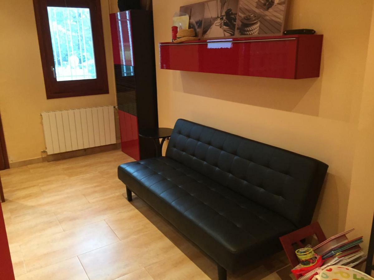 סנט אנדראו דה יאבאנרס Apartamento Aislado Jardin Y Piscina מראה חיצוני תמונה